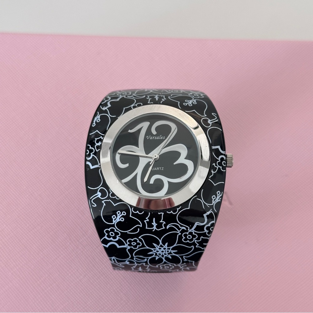 Verses Floral Bangle Watch